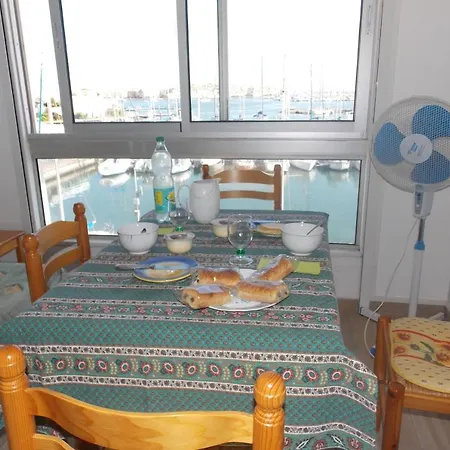 Nice Design Studio With View On The Port Agde